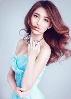Wang Ruixue (Crystal) profile
