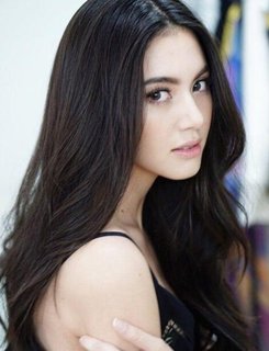 Davika Hoorne