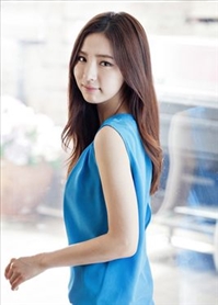 Shin Kyyeong (Shin Se Kyung) profile