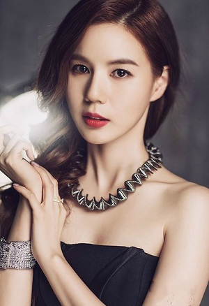 Park Si-eun (Park Si-Eun) profile
