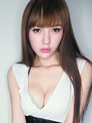 Lin Yizhi (Monna Lam) profile