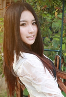 Jiayi MOON (MOON) profile