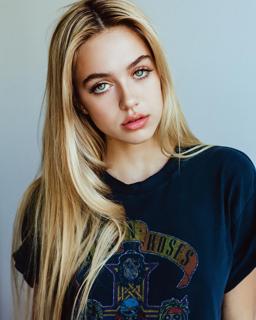 Delilah Belle