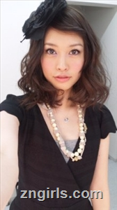 Is «~æ © &lt;çμμç¾Ž (Emi Takahashi) profile