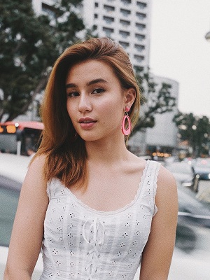 Saffron Sharpe
